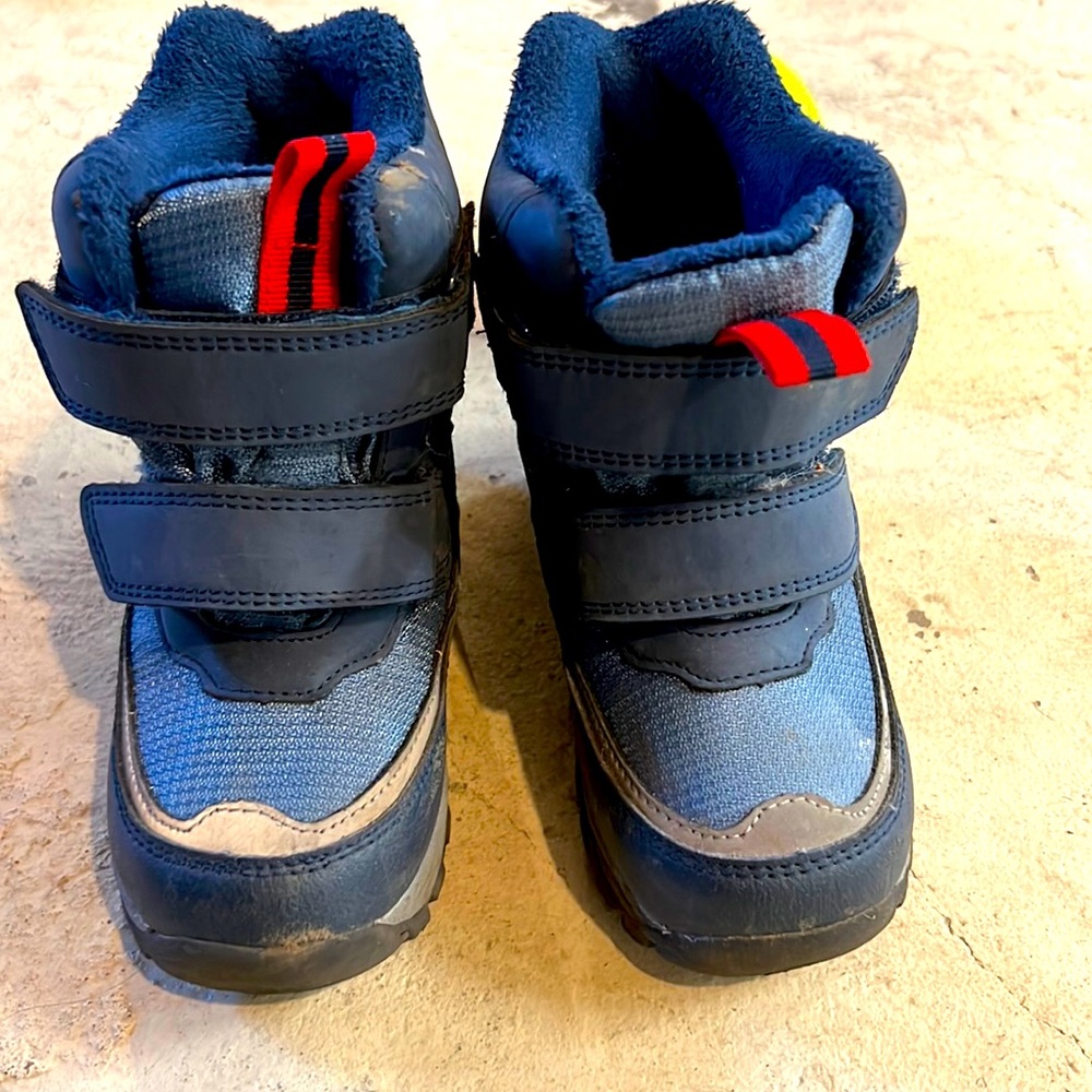 H&M Toddler boy snow boots size 7.5